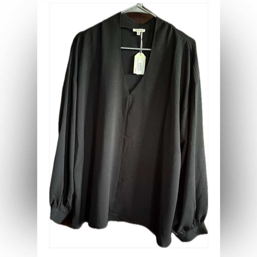 JODIFL Elegant Black V-Neck Blouse